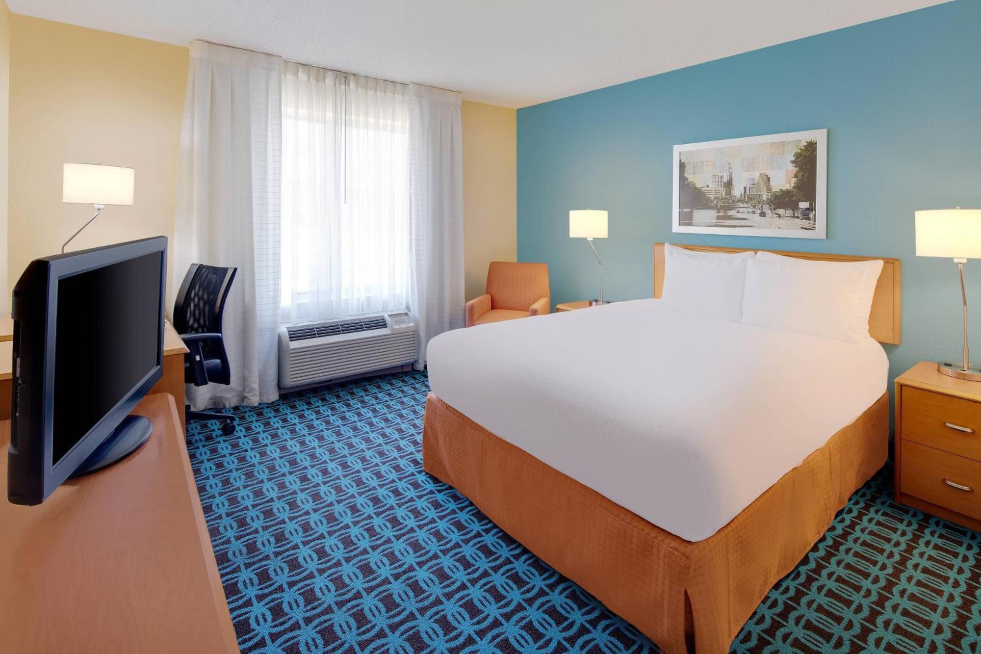 Fairfield Inn & Suites Austin University Area Eksteriør billede